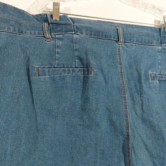 Eloquii Blue Denim Jean Shorts Plus Size 26 - Picture 9 of 10